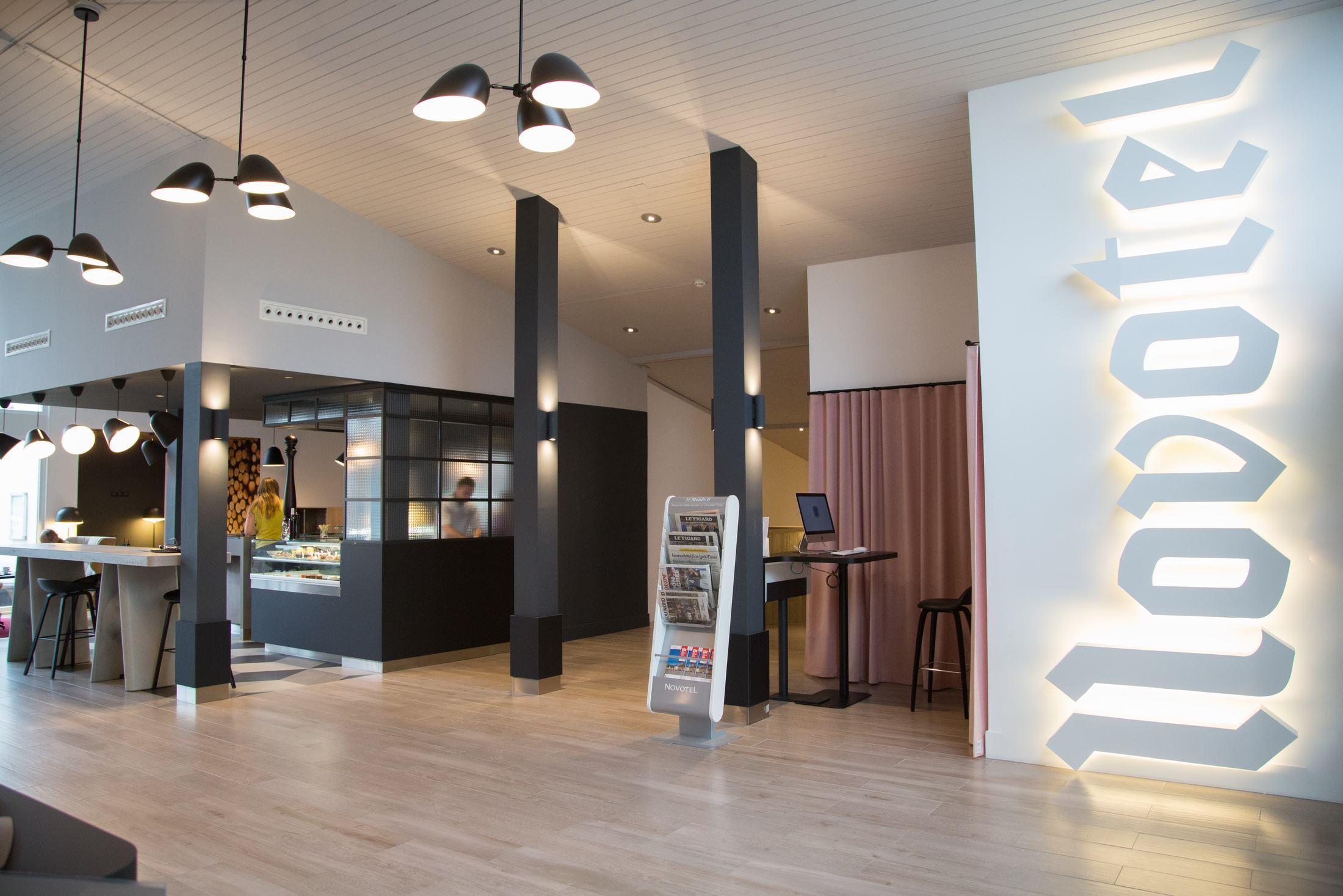 Novotel Lille Aeroport Exterior foto